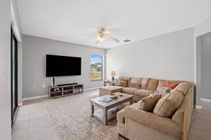 7807 38th Ct E, Sarasota, FL 34243 - Photo 26
