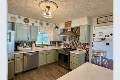 3607 Cambridge Dr W, Bradenton, FL 34205 - Photo 6