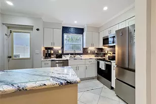 120 52nd St, Holmes Beach, FL 34217 - Photo 18