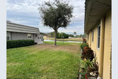 201 Kings Boulevard #5, Sun City Center, FL 33573 - Photo 2