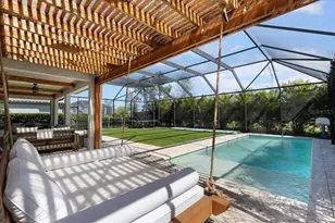 2017 Woodleaf Hammock Ct, Bradenton, FL 34211 - Photo 2