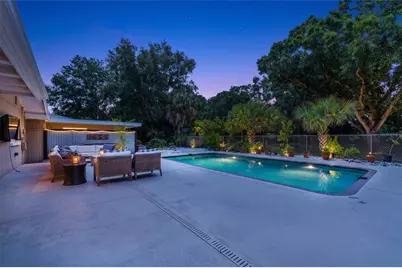 2515 49th Street, Sarasota, FL 34234 - Photo 4