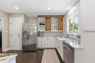 2515 49th St, Sarasota, FL 34234 - Photo 26