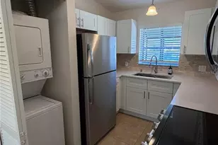 2926 63rd St W, Bradenton, FL 34209 - Photo 6
