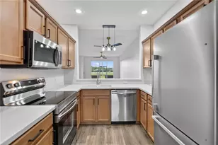 915 Fairwaycove Ln, Bradenton, FL 34212 - Photo 18