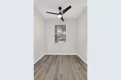 915 Fairwaycove Lane #101, Bradenton, FL 34212 - Photo 16