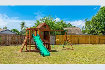 2237 Lockwood Meadows Circle, Sarasota, FL 34234 - Photo 28