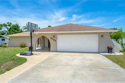 4233 Boswell Place, Sarasota, FL 34241 - Photo 4