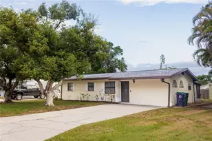1204 23rd Ave W, Palmetto, FL 34221 - Photo 1
