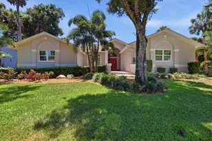 4734 E Trails Dr, Sarasota, FL 34232 - Photo 4