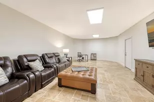 1023 Tocobaga Ln, Sarasota, FL 34236 - Photo 46