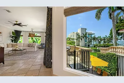 1023 Tocobaga Lane, Sarasota, FL 34236 - Photo 14