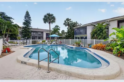 6146 7th Avenue W #6146, Bradenton, FL 34209 - Photo 4