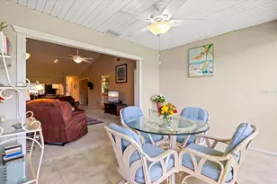 5713 Avista Dr, Sarasota, FL 34243 - Photo 26
