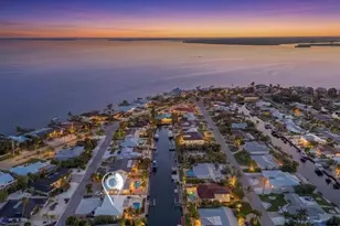 618 Gladstone Ln, Holmes Beach, FL 34217 - Photo 80