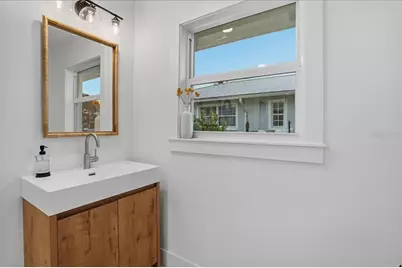 618 Gladstone Lane, Holmes Beach, FL 34217 - Photo 56