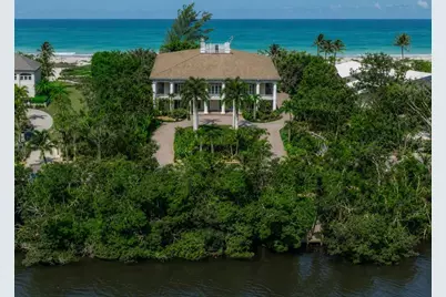 8132 Sanderling Road, Sarasota, FL 34242 - Photo 6