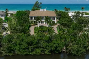 8132 Sanderling Rd, Sarasota, FL 34242 - Photo 6