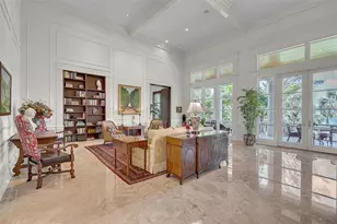 8132 Sanderling Rd, Sarasota, FL 34242 - Photo 30