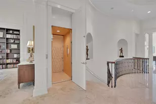 8132 Sanderling Rd, Sarasota, FL 34242 - Photo 28