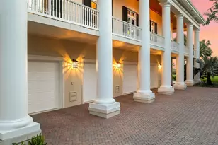 8132 Sanderling Rd, Sarasota, FL 34242 - Photo 22