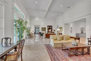8132 Sanderling Rd, Sarasota, FL 34242 - Photo 32