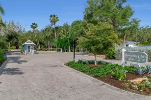 8132 Sanderling Rd, Sarasota, FL 34242 - Photo 70