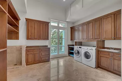 8132 Sanderling Road, Sarasota, FL 34242 - Photo 58