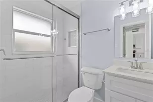5830 Midnight Pass Rd, Sarasota, FL 34242 - Photo 4