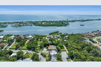 612 Laurel Road W, Nokomis, FL 34275 - Photo 94