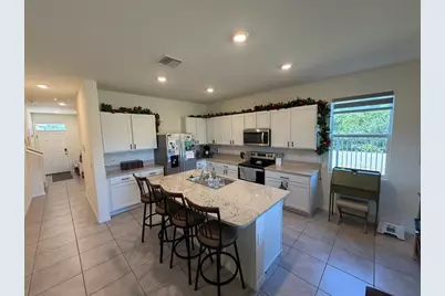 8860 Milestone Drive, Sarasota, FL 34238 - Photo 8