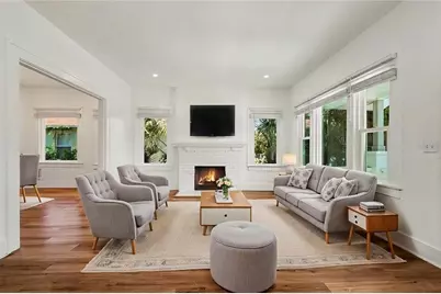 2527 Highland Street S, Saint Petersburg, FL 33705 - Photo 2