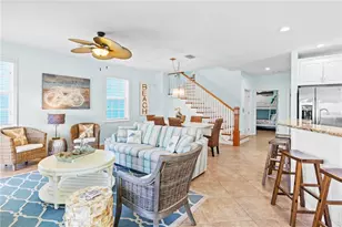 7005 Holmes Blvd, Holmes Beach, FL 34217 - Photo 8