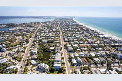 7005 Holmes Boulevard, Holmes Beach, FL 34217 - Photo 62