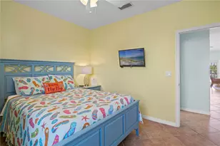 7005 Holmes Blvd, Holmes Beach, FL 34217 - Photo 34