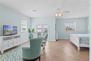7005 Holmes Blvd, Holmes Beach, FL 34217 - Photo 20