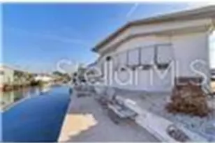 6916 E Bayou Ln, Bradenton, FL 34207 - Photo 2
