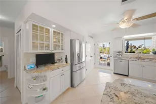 791 Broadway St, Longboat Key, FL 34228 - Photo 16