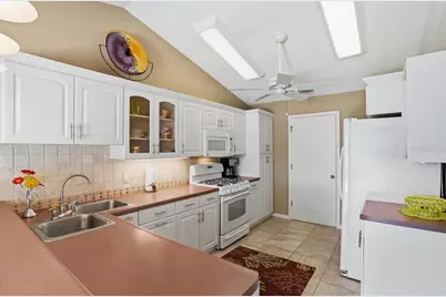 4904 61st Avenue Terrace W, Bradenton, FL 34210 - Photo 18