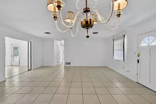 5927 Driftwood Ave, Sarasota, FL 34231 - Photo 4