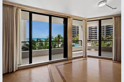 1211 Gulf Of Mexico Drive #109, Longboat Key, FL 34228 - Photo 10