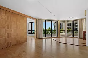 1211 Gulf of Mexico Dr, Longboat Key, FL 34228 - Photo 4