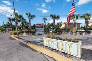100 Circuit Rd, Nokomis, FL 34275 - Photo 30