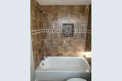 5800 Hollywood Boulevard #116, Sarasota, FL 34231 - Photo 18