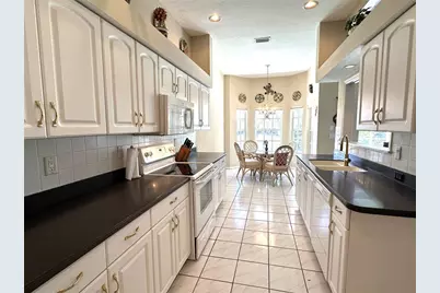 6800 Avenida Marbella, Sarasota, FL 34238 - Photo 12