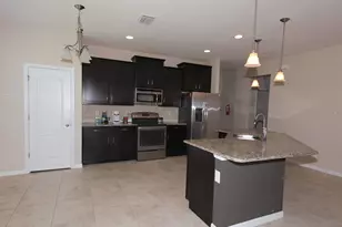 3125 Oriole Dr, Sarasota, FL 34243 - Photo 8