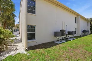 5950 Midnight Pass Rd, Sarasota, FL 34242 - Photo 36