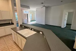7884 Kavanagh Ct, Sarasota, FL 34240 - Photo 2