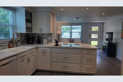 3440 Chapel Drive, Sarasota, FL 34234 - Photo 8