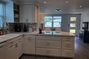 3440 Chapel Dr, Sarasota, FL 34234 - Photo 8